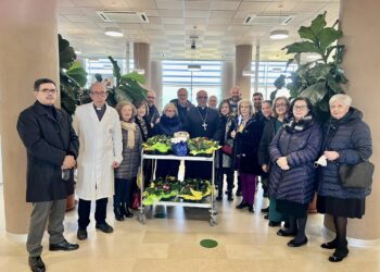 Giornata per la vita, il Vescovo di Ragusa ha benedetto neonati e mamme