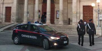 Comiso: aggressore tenta di uccidere la vittima colpendola più volte con al capo con una piccozza: arrestato