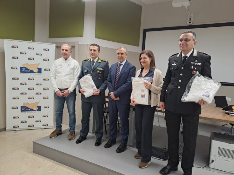 I volontari del Servizio Civile dell’ASP di Ragusa accolgono le Forze di Polizia per un incontro d’orientamento formativo