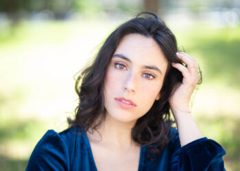 “Sorelle per sempre”: domenica su Rai 1 il film. Nel cast, anche l’attrice ragusana Carla Cintolo