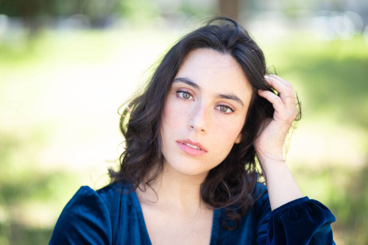 “Sorelle per sempre”: domenica su Rai 1 il film. Nel cast, anche l’attrice ragusana Carla Cintolo