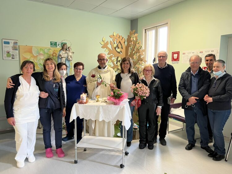 Festa della mamma celebrata ieri in ostetricia al Giovanni Paolo II di Ragusa