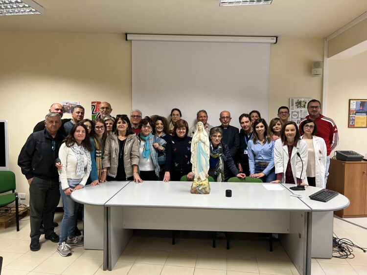 Momento di preghiera mariana ieri al dipartimento di prevenzione del’Asp di Ragusa