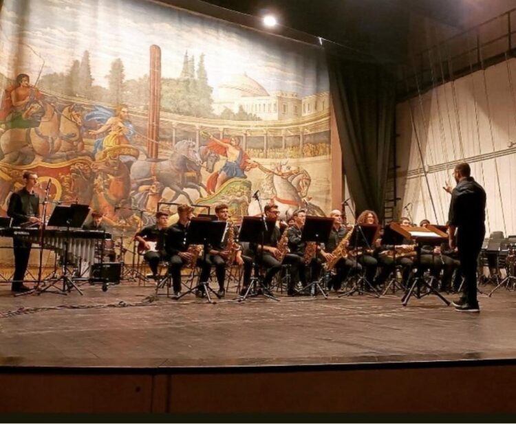 L’Orchestra Jazz del liceo musicale “G. Verga” di Modica diretta da Marco Caruso si esibisce all’Auditorium “Pietro Floridia” di Modica per la 19esima stagione concertistica “Ibla Classica International”