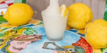 Messina. Arte siciliana e pasticceria. L’artista Nunzio Scimone firma il restyling della gelateria Giuseppe Arena