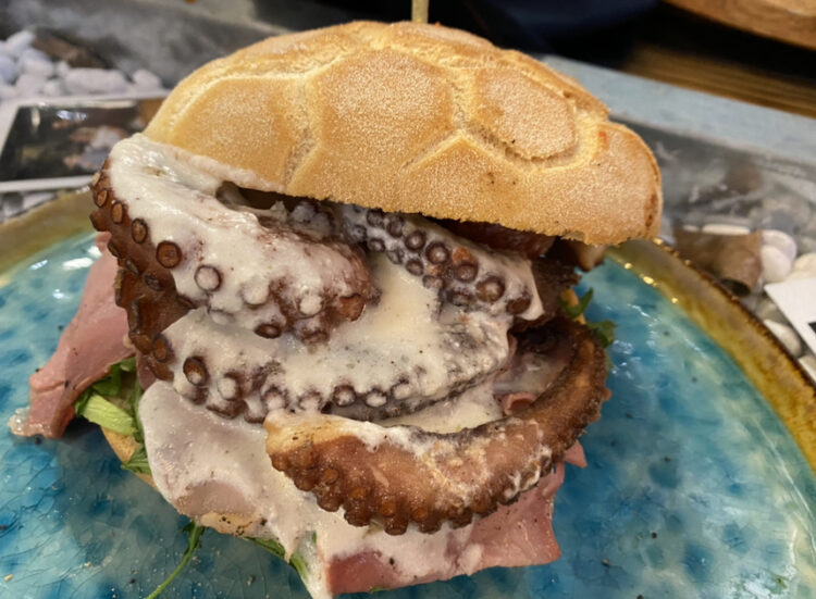 Buon compleanno Ciurma: tre anni di successi e nuovi traguardi Festa in grande al Forum Palermo