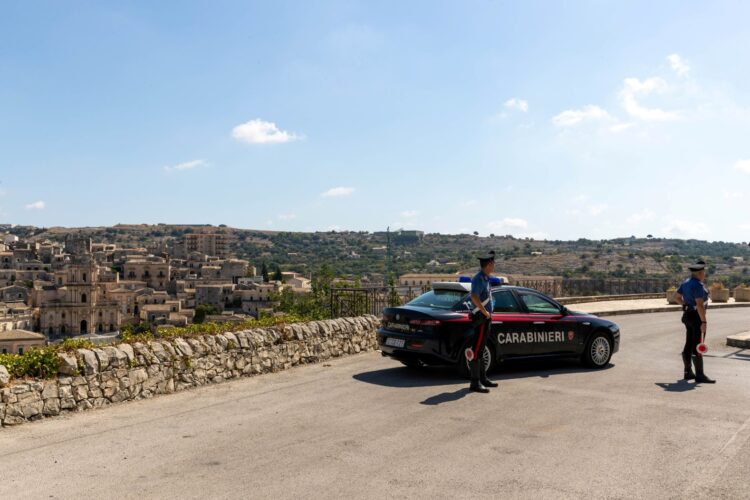 Pozzallo: evade i domiciliari quattro volte, va in carcere una donna di 36 anni