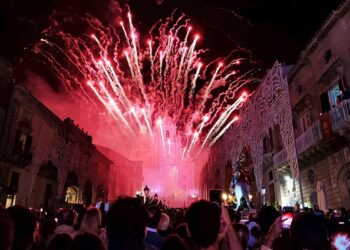 San Giorgio, si è conclusa dopo mezzanotte a Ragusa la festa del glorioso patrono