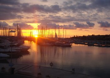 “Al faro con l’autore”: sette appuntamenti in riva al mare per presentare otto libri