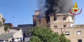 Incendio all’ex mulino di Monterosso Almo
