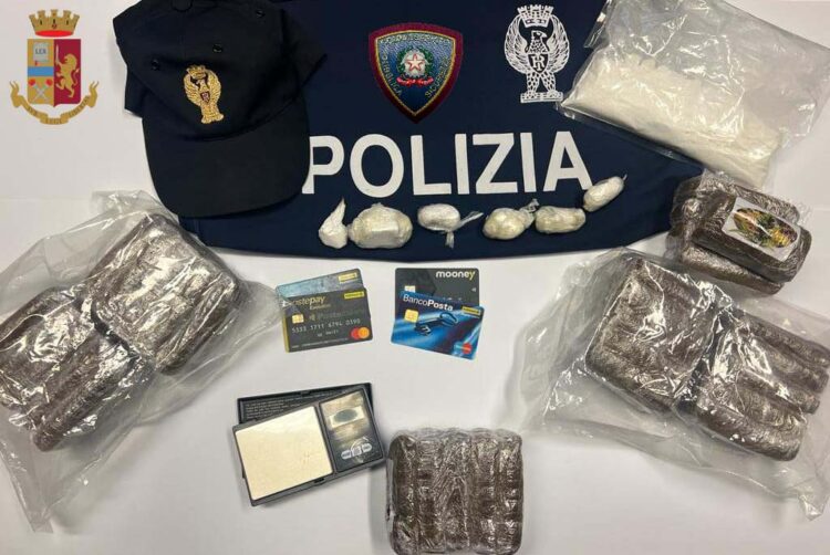 Comiso: Operazione antidroga della Polizia di Stato. Arrestato un giovane incensurato e sequestrata cocaina e hashish