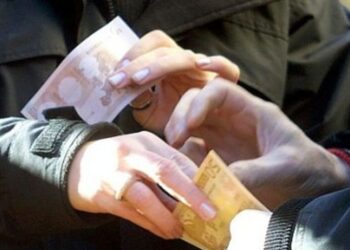 Tentata estorsione ai danni di un imprenditore ragusano: un arresto