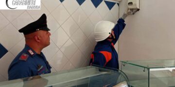 Modica: 61enne rubava energia elettrica