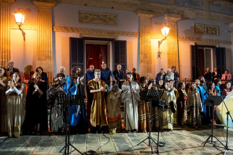 Ragusa dietro il Sipario: concluso il festival biennale che unisce arte, creatività, teatro e coinvolge in prima persona gli spettatori nella creazione stessa degli spettacoli