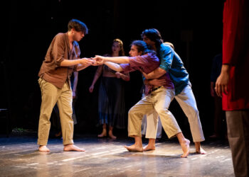 “Ragusa dietro il sipario” primo weekend sold out tra teatro, danza acrobatica, circo contemporaneo e musica