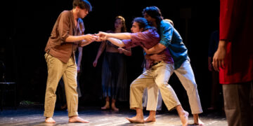 “Ragusa dietro il sipario” primo weekend sold out tra teatro, danza acrobatica, circo contemporaneo e musica