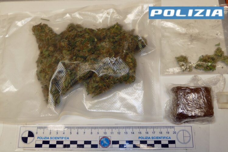 Vittoria: arrestato 53enne per spaccio di droga