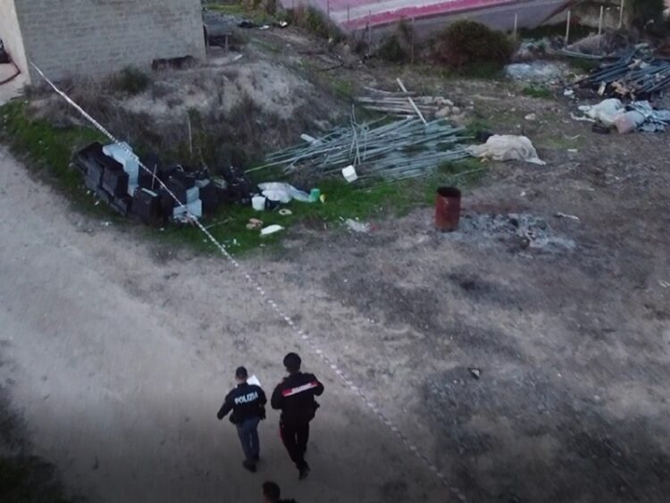 La Polizia sequestra un area adibita a discarica abusiva di rifiuti inquinanti in c.da Randello