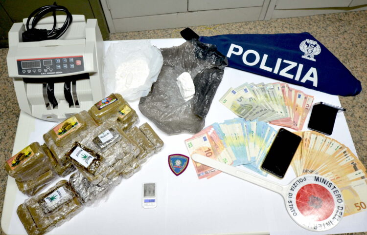 Comiso: arrestato un giovane trovato con oltre 5 kg di droga