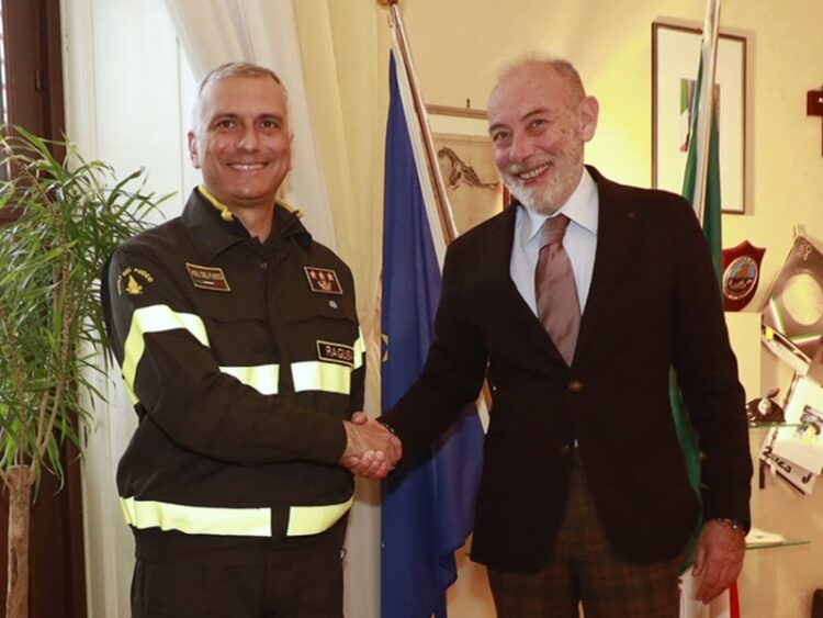 Incontro del Comandante provinciale dei Vigili del Fuoco con il Sig. Prefetto, Giuseppe Ranieri