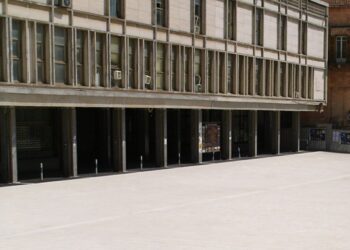 Furto nella notte presso gli uffici del palazzo ex Ina, Carabinieri sulle tracce di noto pregiudicato ragusano.