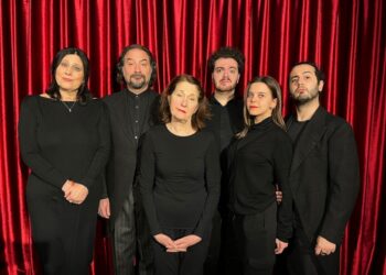 Debutta alla Maison Godot la commedia, anzi l’anticommedia, “La Cantatrice Calva” di Eugène Ionesco