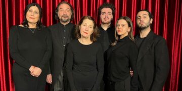 Debutta alla Maison Godot la commedia, anzi l’anticommedia, “La Cantatrice Calva” di Eugène Ionesco