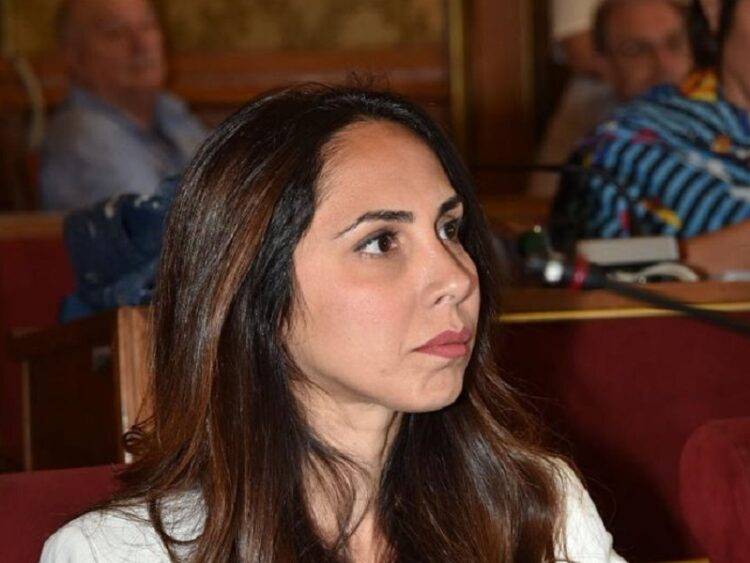 Via Capitano Cascone a Ragusa, degrado assoluto, interviene Rossana Caruso per chiedere di eliminare un messaggio negativo di incuria