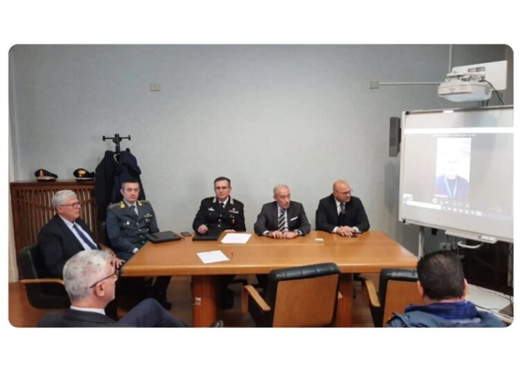 Conferenza di servizi, in prefettura, sulla problematica dell’abbandono indiscriminato di rifiuti nel territorio provinciale