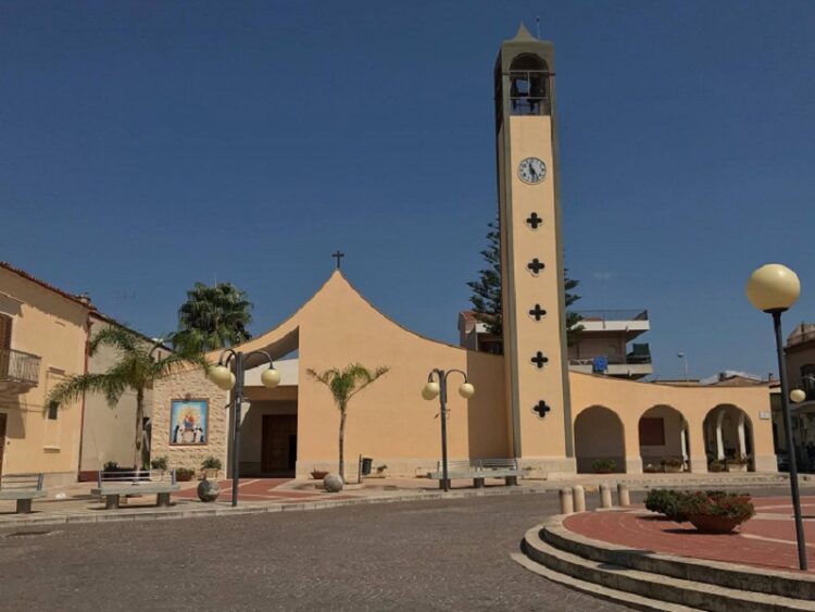 Visita pastorale del vescovo alla parrocchia Maria Ss. del Rosario di Pedalino