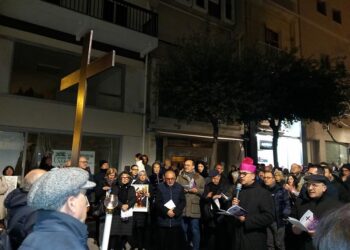 Via Crucis cittadina nei centri della Diocesi di Ragusa