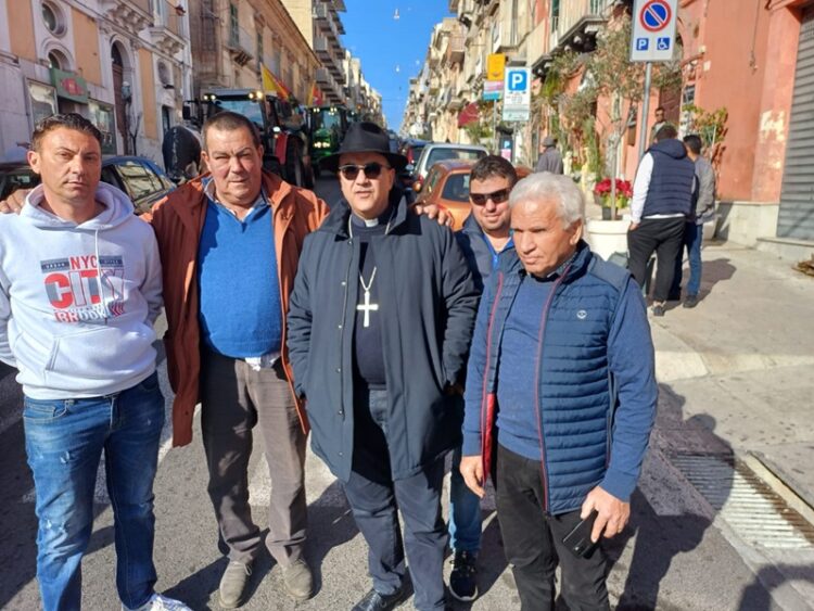 La vicinanza e la solidarietà del Vescovo ad agricoltori e allevatori impegnati nella difesa del loro lavoro