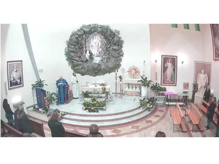 Proseguono nella Chiesa di San Michele a Ragusa i riti legati alle 15 visite alla Madonna di Lourdes
