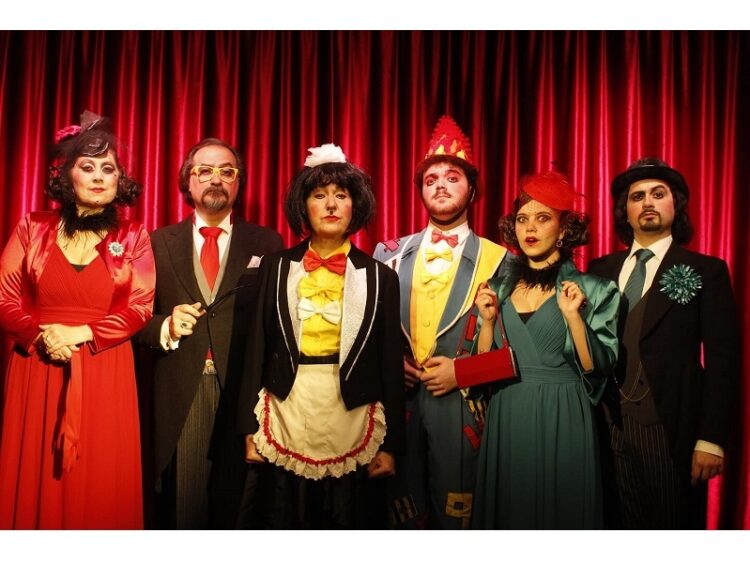 Consenso unanime per la Compagnia GoDoT  che ha messo in scena “La cantatrice calva” di Eugène Ionesco