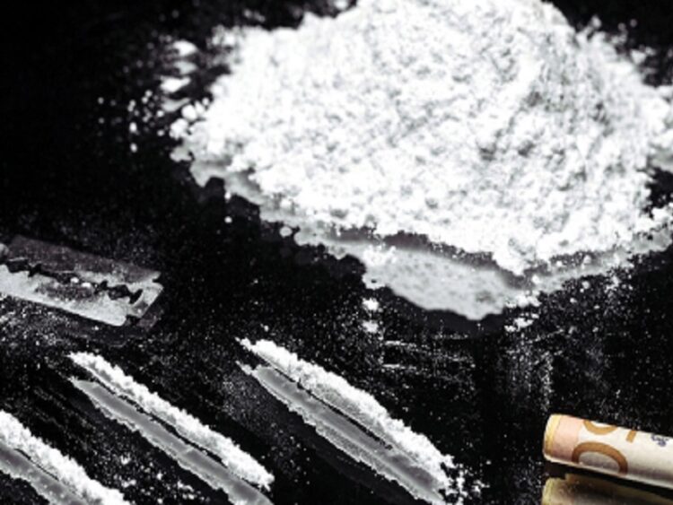 Vittoria, cocaina in casa, arresto della Polizia