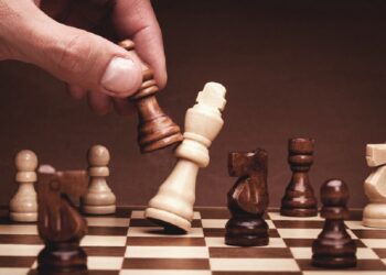 “Si sbaglia ma non si deve restare sbagliati”