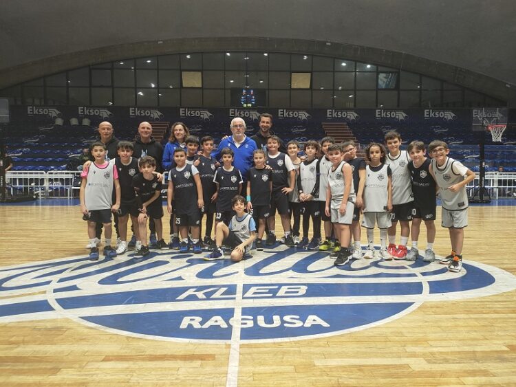 Maurizio Cremonini e Roberta Regis, istruttori federali minibasket, ospiti della Virtus Ragusa