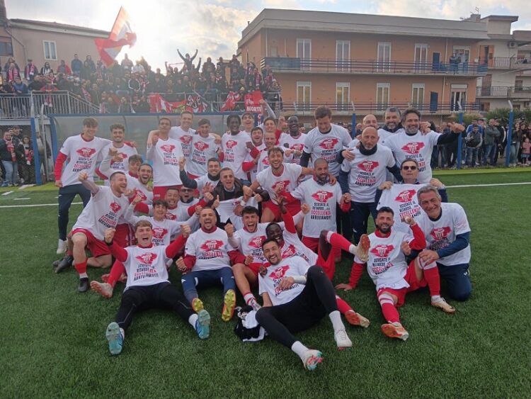 Il Vittoria di Toti Miccoli vola in Eccellenza a due giornate dal termine del campionato