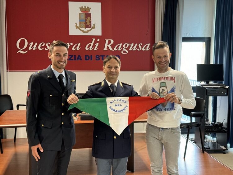 Salvatore Caruso, in pensione dopo quaranta anni di servizio nella Polizia di Stato