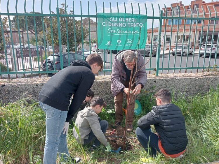 Festa dell’Albero edizione Primavera 2024, organizzata dal Circolo ‘Il Carrubo’ di Legambiente Ragusa