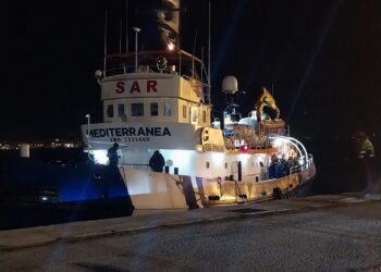 Una delegazione della CGIL e di Mediterranea a Pozzallo ad accogliere la Mar Jonio, di nuovo in attività