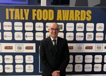 ULIBBO, l’amaro che ha il gusto delle campagne ragusane, premiato all’Italy Food Awards come “Miglior Liquore d’Italia”