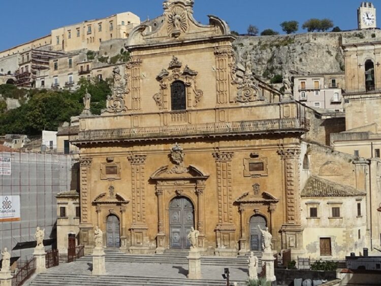 Ad Maiorem Dei Gloriam, una mostra sui Gesuiti a Modica.