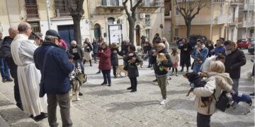 La benedizione degli animali primo evento dei festeggiamenti in onore di San Giuseppe a Ragusa