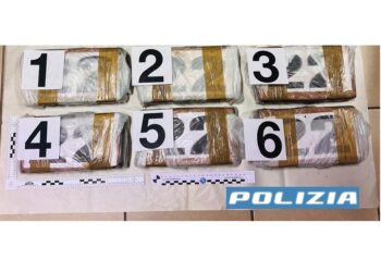 Ragusa, la Polizia sorprende e arresta due coniugi che occultavano, a bordo di camioncino,  oltre 6 Kg di cocaina