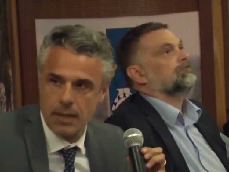 Incontro a Ragusa degli agricoltori con il senatore Sallemi e con il senatore De Carlo, Presidente della Commissione Agricoltura del Senato