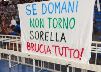 Rete 25 novembre: “Nessuna donna dovrebbe mai sentirsi sola nella sua battaglia contro la violenza”