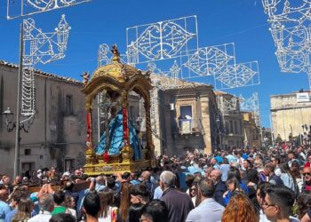 Storia e tradizione si fondono insieme, grande festa ieri a Monterosso Almo in onore di Maria Santissima Addolorata
