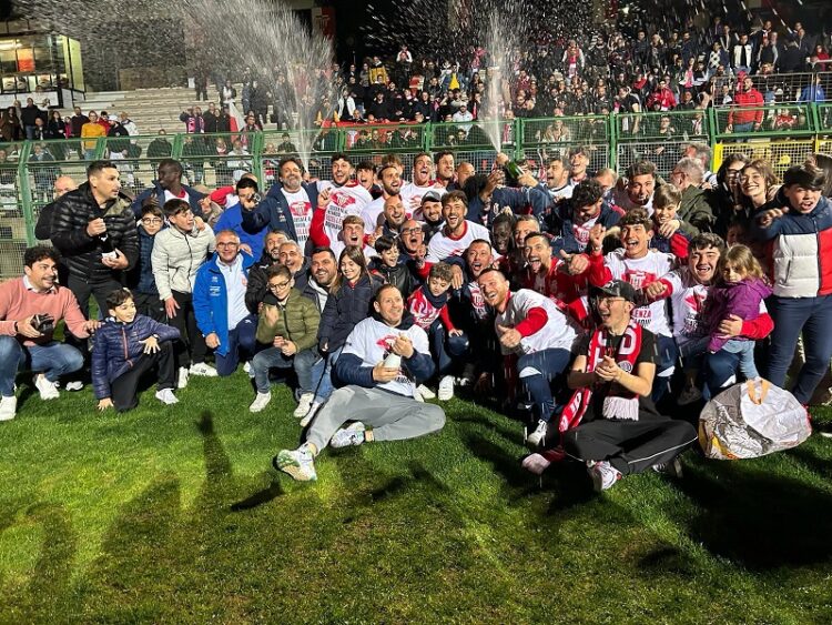 Vittoria Calcio, una stagione di successi e record