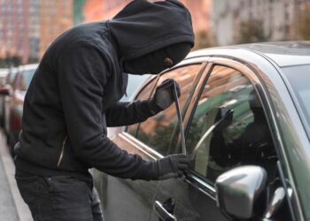 Ragusa, la Polizia denuncia 4 catanesi in trasferta per rubare automobili